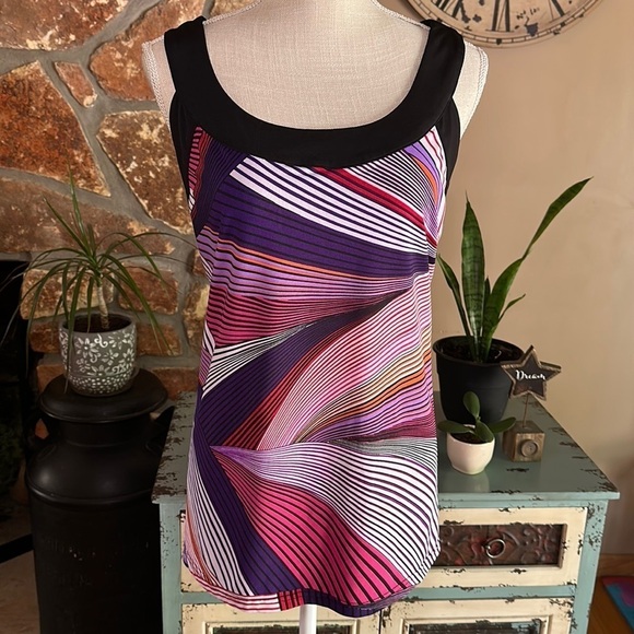 WOMEN’S Avenue Studio Geometric Sleeveless Top Size 18/20 Multi Colored - Picture 1 of 13
